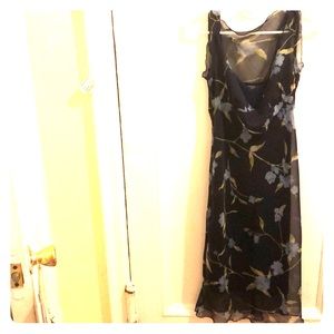 Pretty floral dress (never worn)